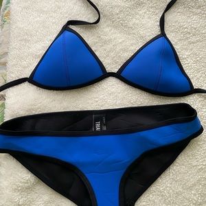 Triangl Bikini